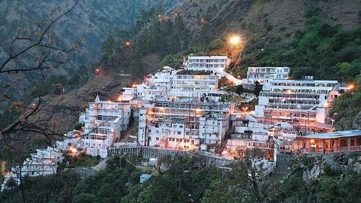 Vaishno Devi yatra halted after record footfall amid Navratri rush