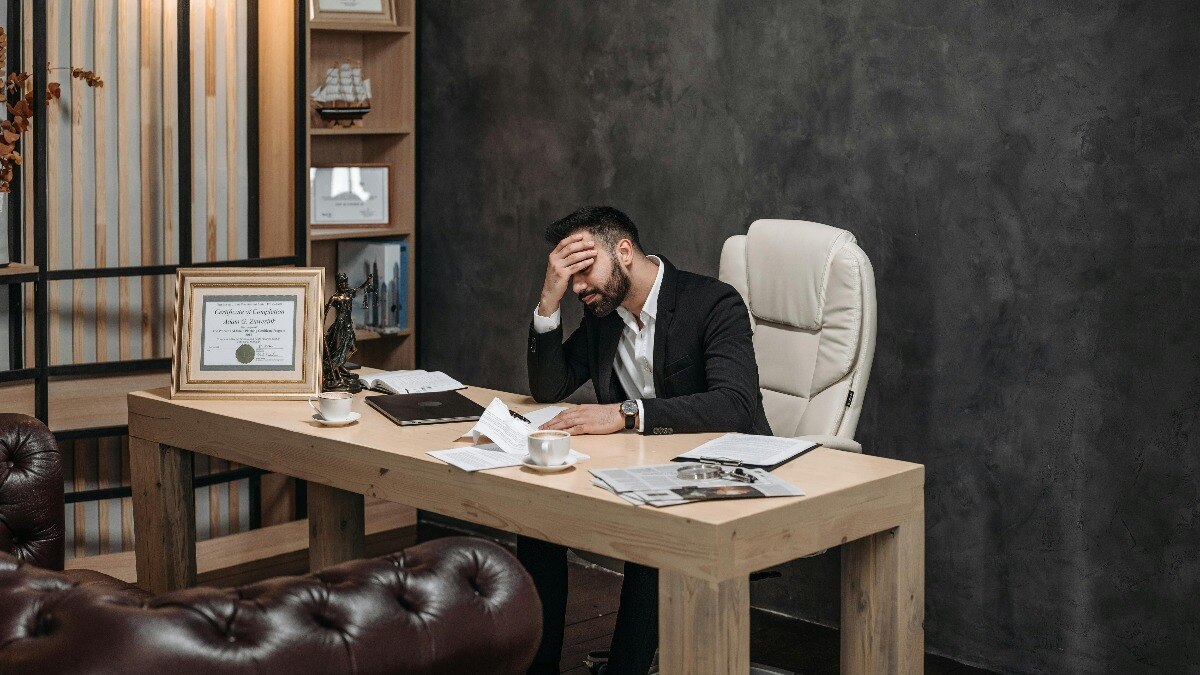 According to him, the business was not the founder’s primary focus, as “his main income is from real estate, so this company never really felt like a priority to him.”