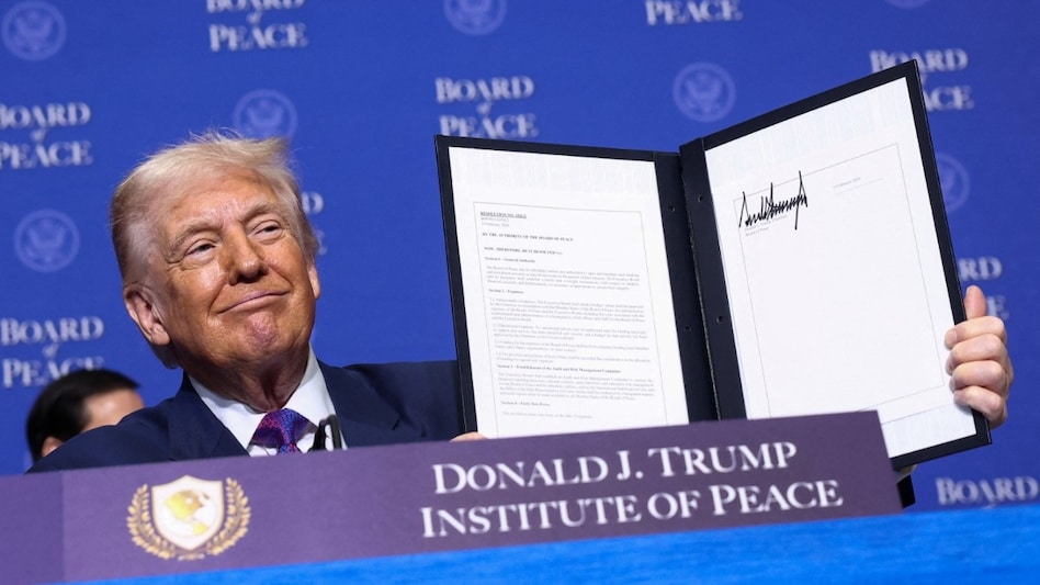 US paper currency will soon carry President Donald Trump’s signature. (Photo: Reuters) US paper currency will soon carry President Donald Trump’s signature. (Photo: Reuters)