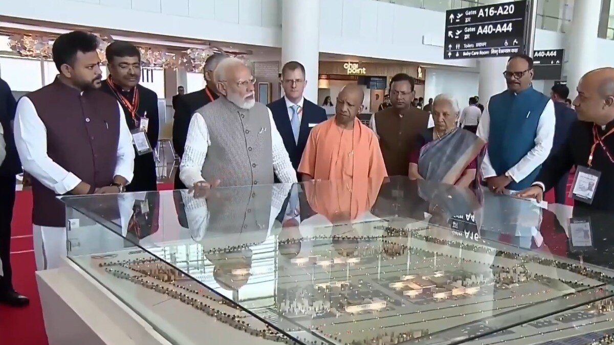 At the core of the airport is a 3,900-metre runway capable of handling wide-body aircraft, including long-haul international flights. 