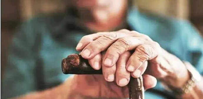Under the new system, parents who are not receiving support can approach the District Collector with a formal complaint. Under the new system, parents who are not receiving support can approach the District Collector with a formal complaint.