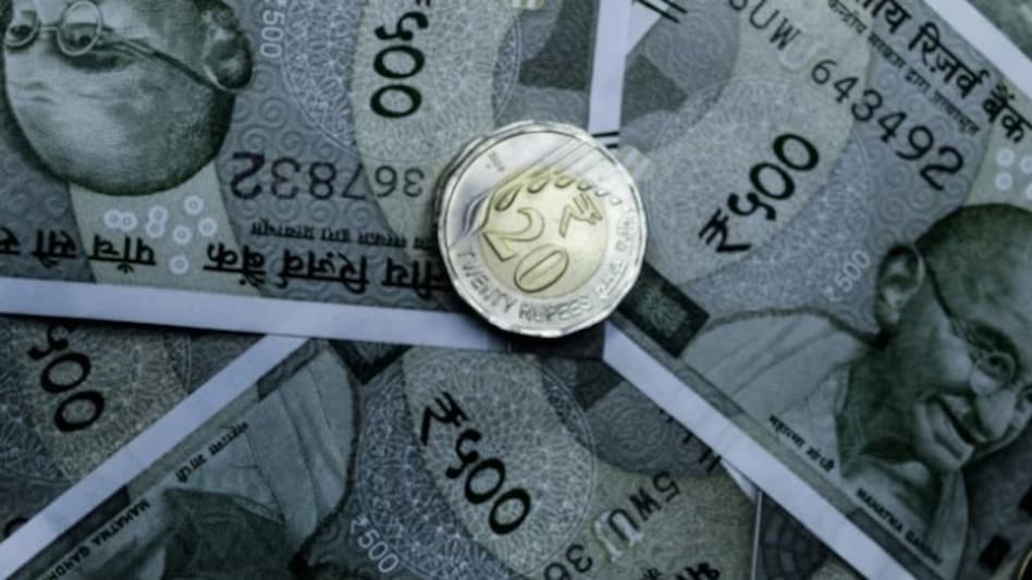 Rupee gained on Monday after RBI cap on net rupee positions Rupee gained on Monday after RBI cap on net rupee positions