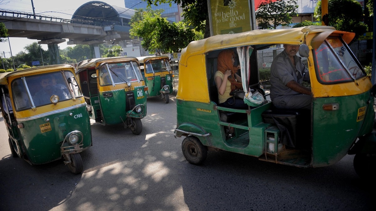 The driver breaks down his income, saying he earns around Rs 2,500 a day on average after expenses.