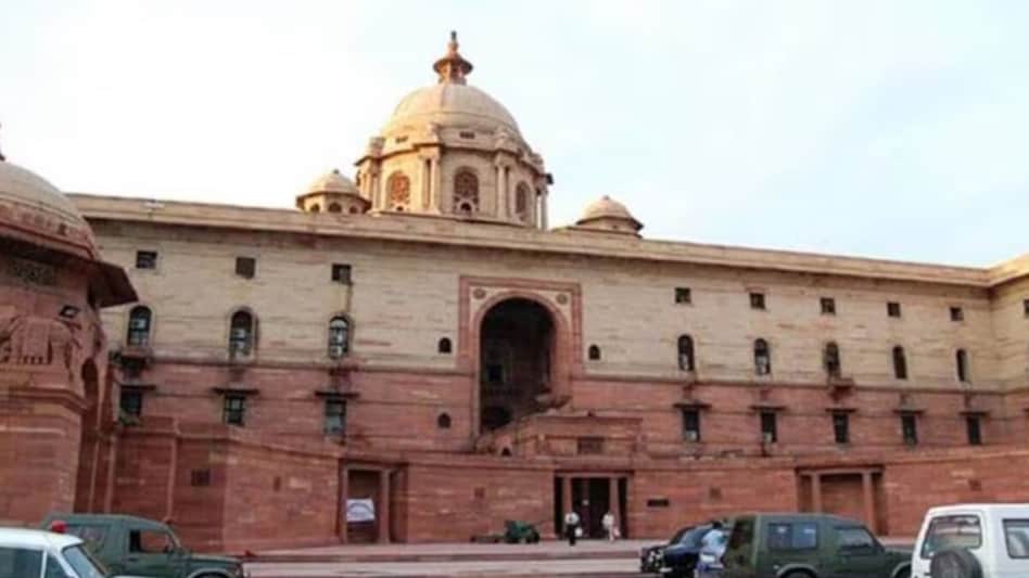 Top-level reshuffle: Centre appoints new secretaries across key ministries Top-level reshuffle: Centre appoints new secretaries across key ministries