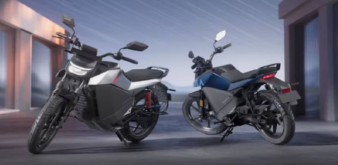 Ola Electric: The pure-play EV company announced a significant price reduction for its flagship electric motorcycle, the Roadster X+ 9.1 kWh, powered by its indigenously developed 4680 Bharat Cell. Ola Electric: The pure-play EV company announced a significant price reduction for its flagship electric motorcycle, the Roadster X+ 9.1 kWh, powered by its indigenously developed 4680 Bharat Cell.