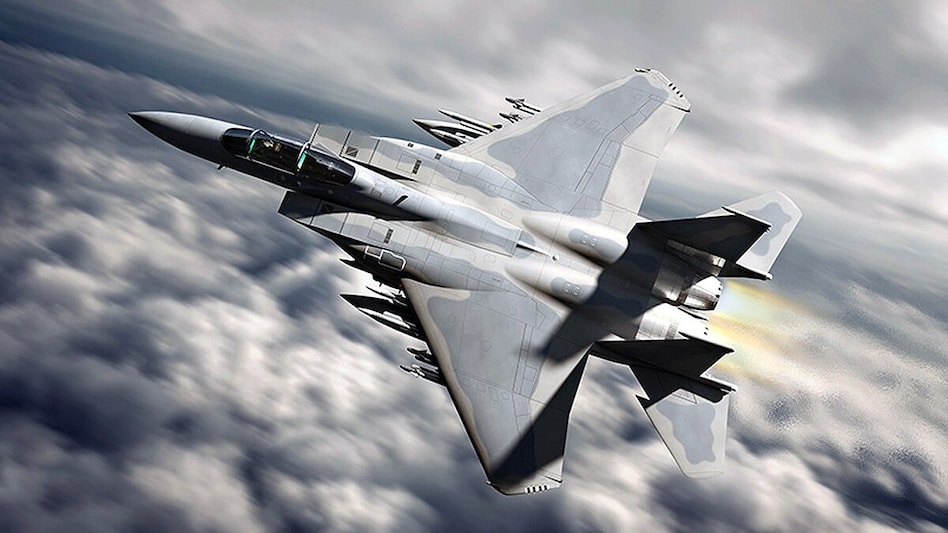 US officials familiar with the situation later confirmed off the record that an F-15E had been brought down and the Pentagon was scrambling to find the crew. US officials familiar with the situation later confirmed off the record that an F-15E had been brought down and the Pentagon was scrambling to find the crew.