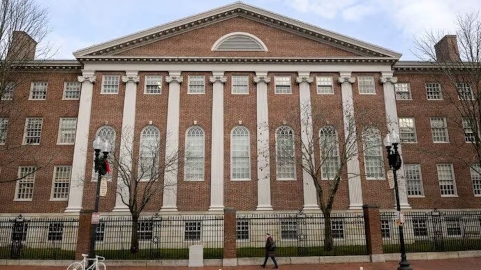 Harvard opens the door to tech careers with six free courses in AI and web development Harvard opens the door to tech careers with six free courses in AI and web development