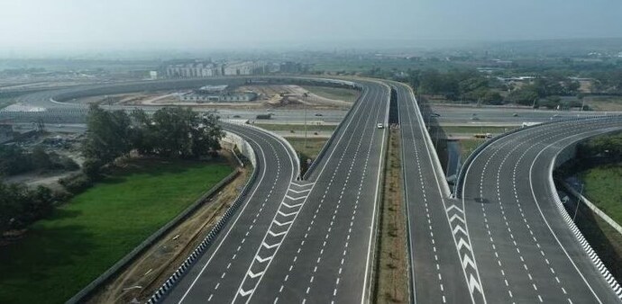 The key towns through which the expressway will pass include Baghpat, Baraut, Muzaffarnagar, Shamli, and Saharanpur. The key towns through which the expressway will pass include Baghpat, Baraut, Muzaffarnagar, Shamli, and Saharanpur.