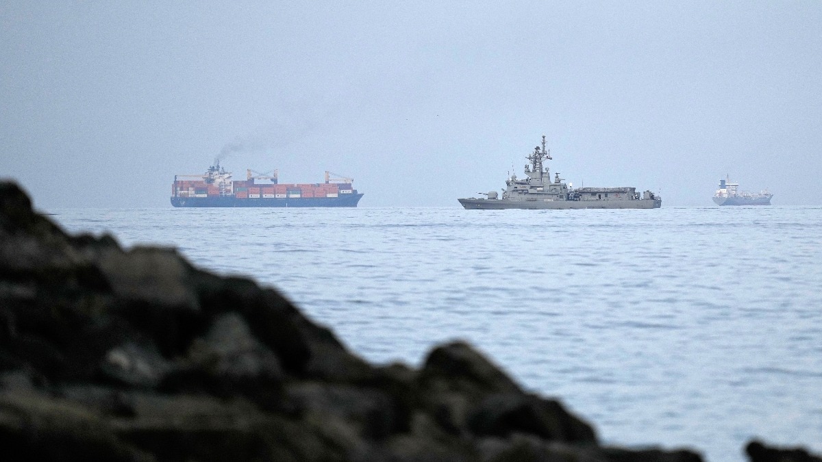 Iran offers help to India as Hormuz tensions rise, denies toll on tankers