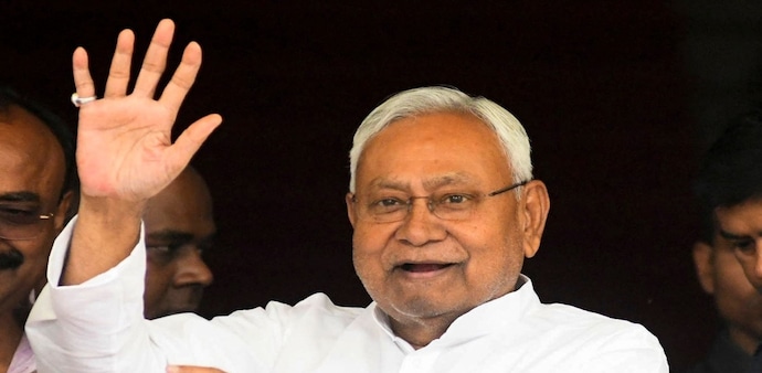 Today, Nitish Kumar will carry out his final official duties. Today, Nitish Kumar will carry out his final official duties.