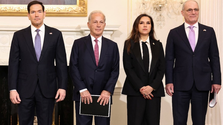 U.S. Secretary of State Marco Rubio, U.S. Ambassador to Lebanon Michel Issa, Lebanon Ambassador to the U.S. Nada Hamadeh Moawad and Israel Ambassador to the U.S. Yechiel Leiter pose for a photo before their meeting at the State Department in Washington U.S. Secretary of State Marco Rubio, U.S. Ambassador to Lebanon Michel Issa, Lebanon Ambassador to the U.S. Nada Hamadeh Moawad and Israel Ambassador to the U.S. Yechiel Leiter pose for a photo before their meeting at the State Department in Washington