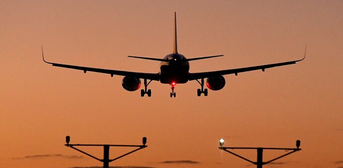 Rs 4,000 crore loan to aviation sector? Here's what the govt is planning Rs 4,000 crore loan to aviation sector? Here's what the govt is planning