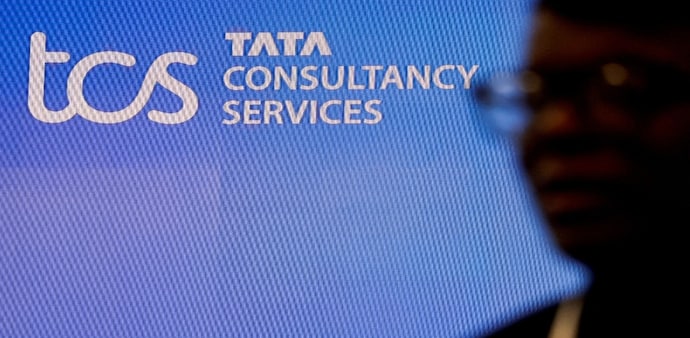 TCS gives clarification about reduced headcount listed in latest Q4 results. TCS gives clarification about reduced headcount listed in latest Q4 results.