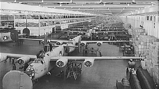 At its peak, Ford Motor Company operated the Willow Run facility in Michigan, producing one B-24 Liberator bomber every hour. It became one of the most efficient aircraft assembly lines in history.