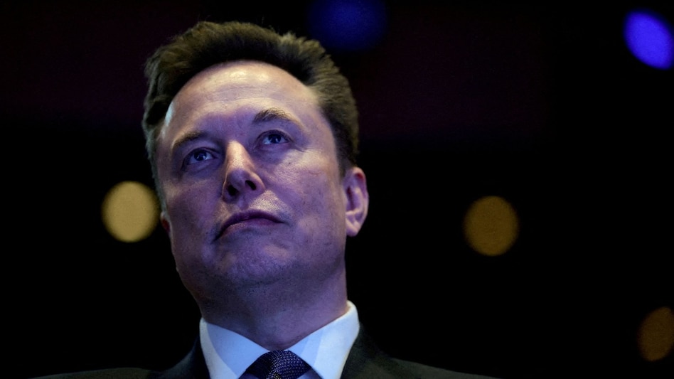 Elon Musk has an idea on how to deal with AI replacing employees Elon Musk has an idea on how to deal with AI replacing employees