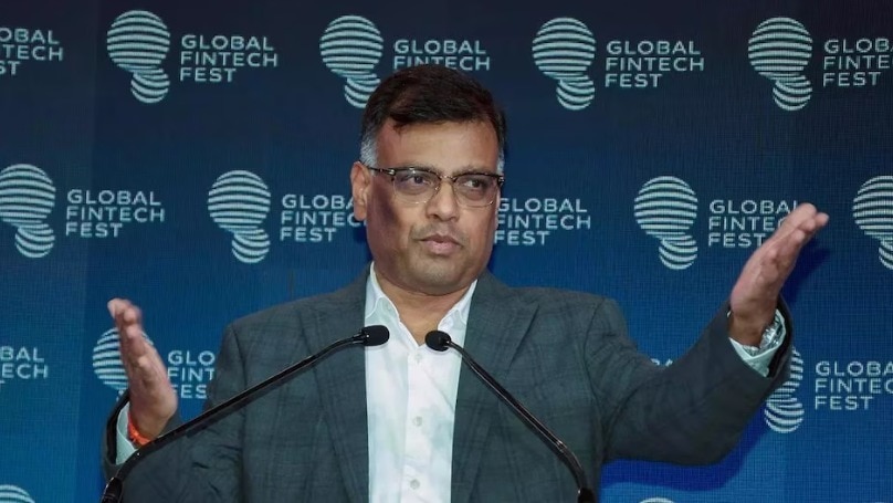 Amid the volatility, the central bank in March directed lenders to cap their net open rupee positions in the onshore deliverable market within $100 million at the end of each business day.