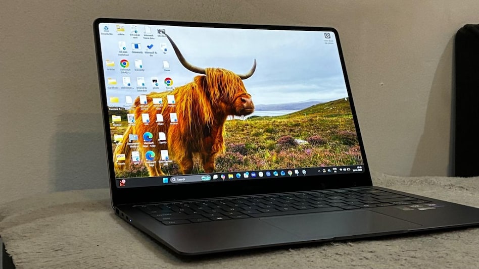 Unveiling the Samsung Galaxy Book 6 Pro: A Lightweight Powerhouse for Professionals