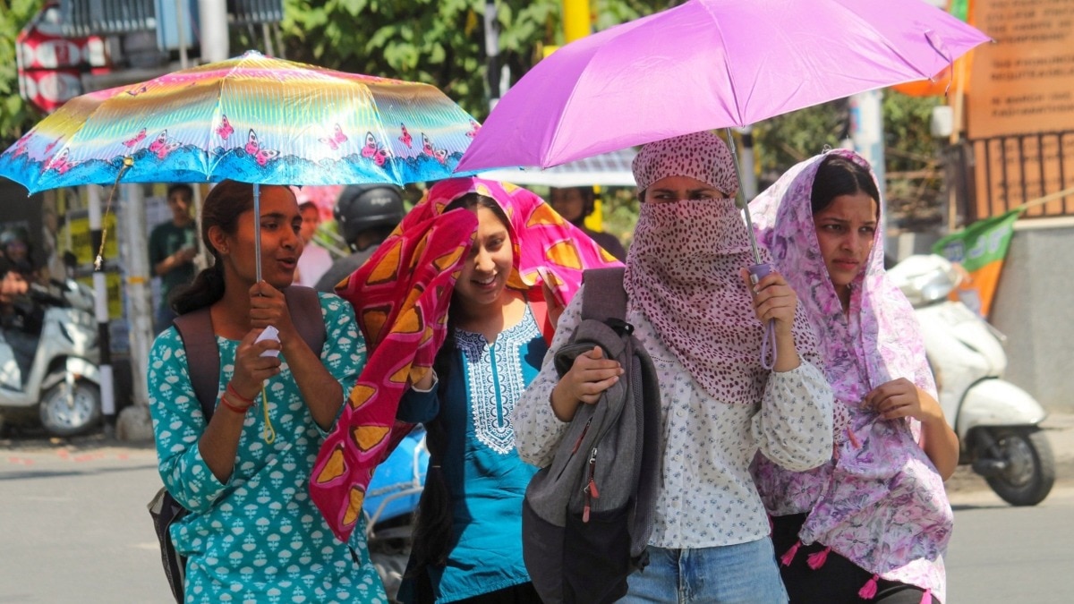 Heatwave risk rises: NHRC flags impact, asks states to step up preparedness. Read more