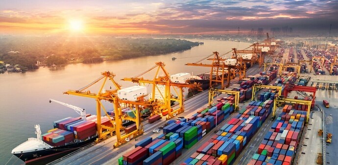 Adani Ports EBITDA rose 20% to Rs 6,020 crore in Q4. Adani Ports EBITDA rose 20% to Rs 6,020 crore in Q4.