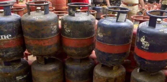 In a statement, Indian Oil Corporation said there had been no rate revision in key fuels affecting the general public. In a statement, Indian Oil Corporation said there had been no rate revision in key fuels affecting the general public.