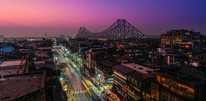 Kolkata’s residential market recorded sales of 4,043 units, marking a 5% year-on-year increase. New launches stood at 3,475 units in Q1 2026. Kolkata’s residential market recorded sales of 4,043 units, marking a 5% year-on-year increase. New launches stood at 3,475 units in Q1 2026.