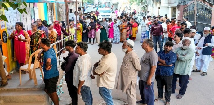 several constituencies have emerged as political pressure cookers that could decide not just the winner, but the future direction of Tamil Nadu politics. several constituencies have emerged as political pressure cookers that could decide not just the winner, but the future direction of Tamil Nadu politics.