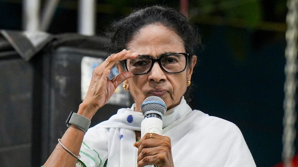 From 19,000 vote lead to 15,000 vote loss: The dramatic collapse of Mamata's Bhabanipur fortress From 19,000 vote lead to 15,000 vote loss: The dramatic collapse of Mamata's Bhabanipur fortress