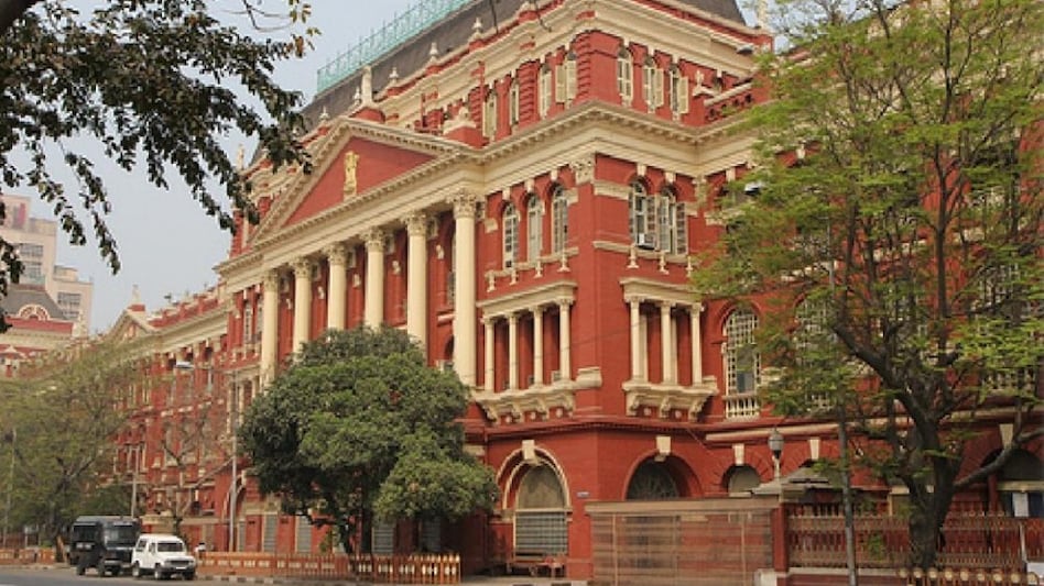 Writers' Buildings is the historic secretariat complex of the West Bengal government in Kolkata Writers' Buildings is the historic secretariat complex of the West Bengal government in Kolkata