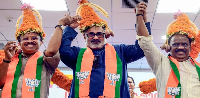 BJP came in second place in Thiruvalla, Palakkad, Malampuzha, Attingal, Kasaragod and Manjeshwar seats. BJP came in second place in Thiruvalla, Palakkad, Malampuzha, Attingal, Kasaragod and Manjeshwar seats.