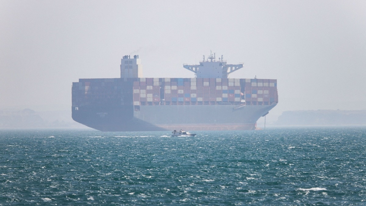 Iran says it is prepared to provide aid to ships stranded in Hormuz