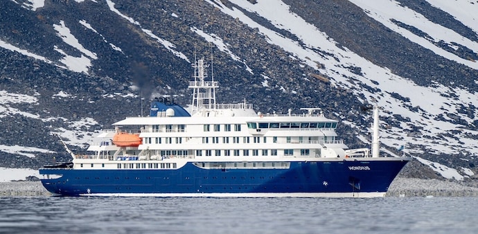Reports indicate the ship was carrying roughly 147-150 passengers and crew members from 23 countries. Reports indicate the ship was carrying roughly 147-150 passengers and crew members from 23 countries.