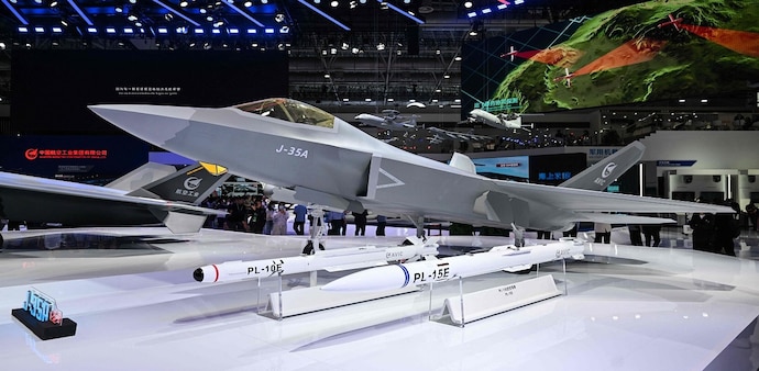 The Shenyang J-35 (specifically the J-35AE export variant) is China’s second stealth fighter, designed to compete with the American F-35. The Shenyang J-35 (specifically the J-35AE export variant) is China’s second stealth fighter, designed to compete with the American F-35.