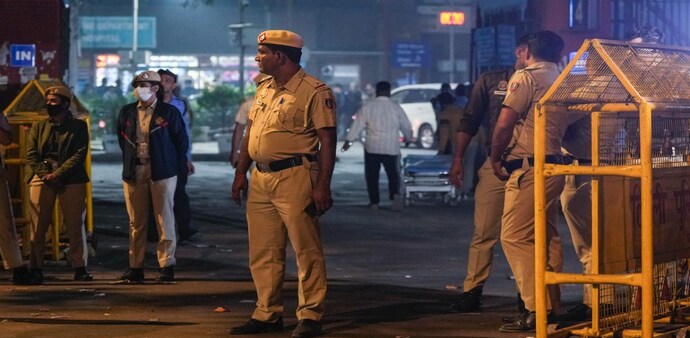Delhi terror alert: IED threat at key sites follows bust of ISI-linked module planning killings Delhi terror alert: IED threat at key sites follows bust of ISI-linked module planning killings