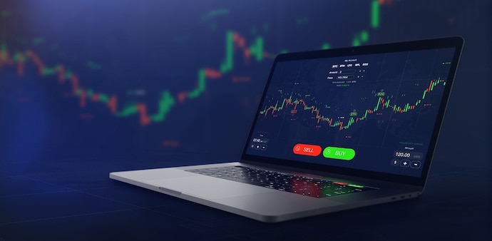 Replying to her, Jay Thakkar said that the Vedanta continues to remain in strong momentum as the stock is coming out of a prolonged consolidation. Replying to her, Jay Thakkar said that the Vedanta continues to remain in strong momentum as the stock is coming out of a prolonged consolidation.
