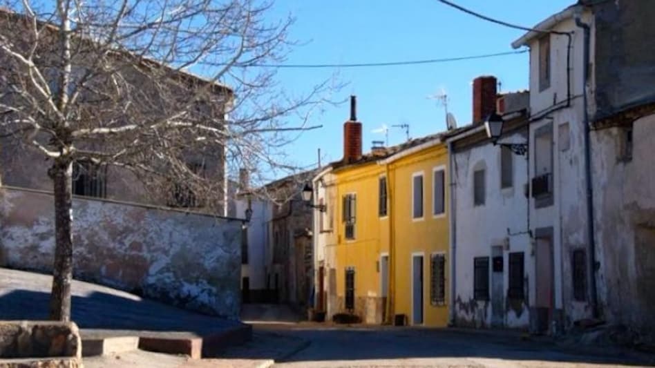 Olmeda de la Cuesta is looking for people to reside in the villlage Olmeda de la Cuesta is looking for people to reside in the villlage