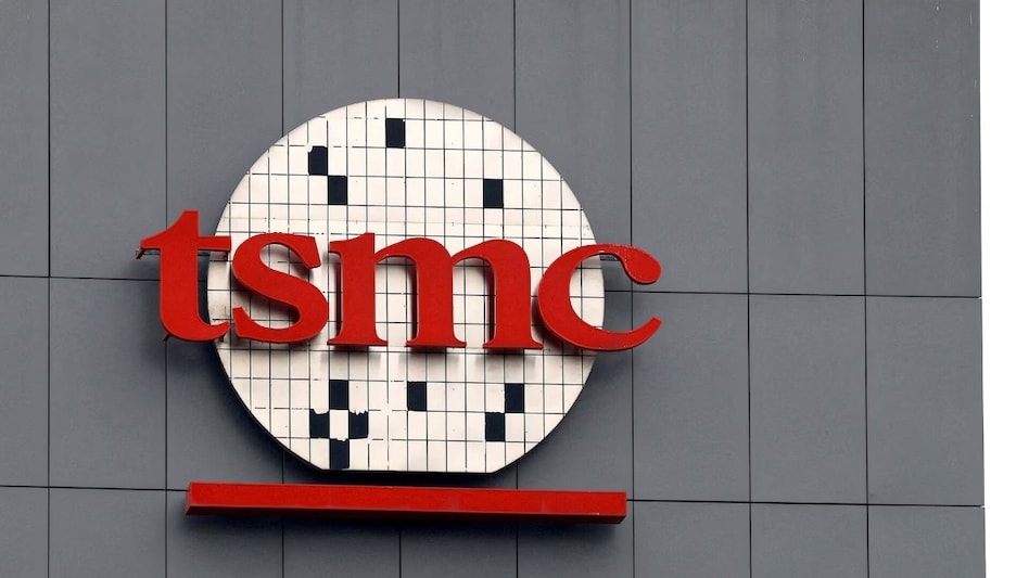 TSMC posted a record first-quarter net profit of 572.5 billion New Taiwan dollars, up 58% from last year. TSMC posted a record first-quarter net profit of 572.5 billion New Taiwan dollars, up 58% from last year.