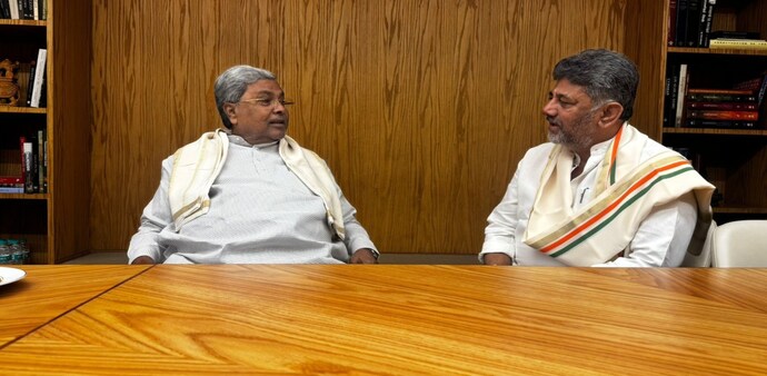 Congress asks Siddaramaiah to move to Delhi, step down as Karnataka CM Congress asks Siddaramaiah to move to Delhi, step down as Karnataka CM