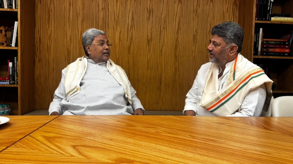 Congress asks Siddaramaiah to move to Delhi, step down as Karnataka CM Congress asks Siddaramaiah to move to Delhi, step down as Karnataka CM