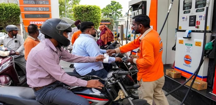 Petrol, diesel prices today, May 27 Petrol, diesel prices today, May 27