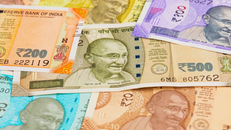 Every single year, billions of worn-out, soiled, and mutilated paper notes have to be systematically withdrawn from circulation and destroyed. Every single year, billions of worn-out, soiled, and mutilated paper notes have to be systematically withdrawn from circulation and destroyed.
