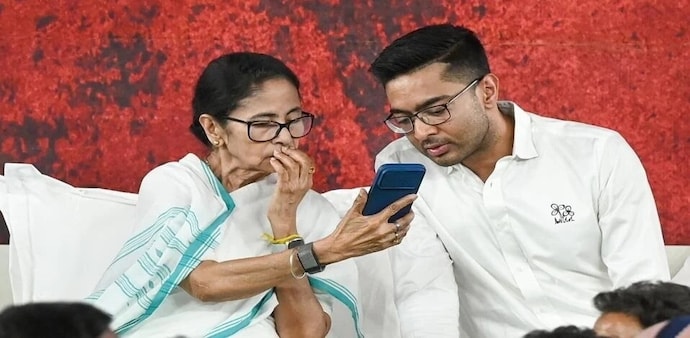 Ritabrata Banerjee could be new Shinde in West Bengal Ritabrata Banerjee could be new Shinde in West Bengal