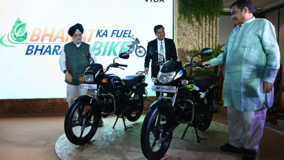 The move is expected to support India's efforts to reduce dependence on imported crude oil while creating additional demand for domestically produced ethanol. The move is expected to support India's efforts to reduce dependence on imported crude oil while creating additional demand for domestically produced ethanol.