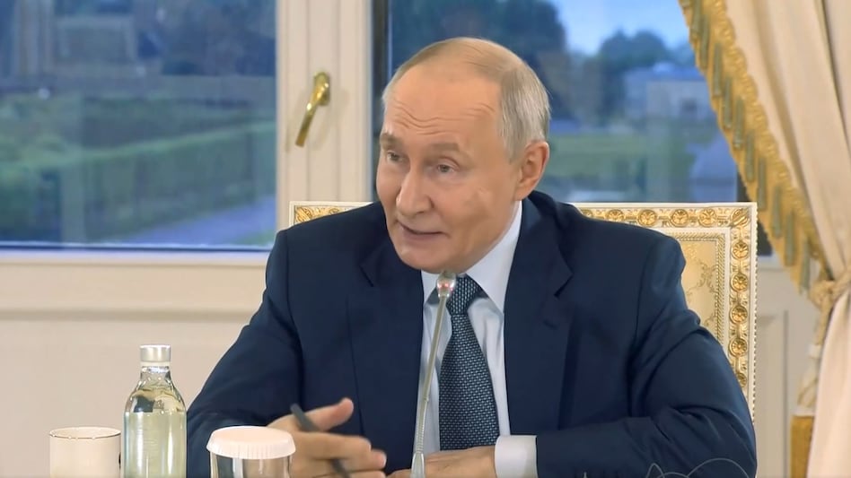 Russian President Vladimir Putin speaks to global news agencies, lauds India Russian President Vladimir Putin speaks to global news agencies, lauds India