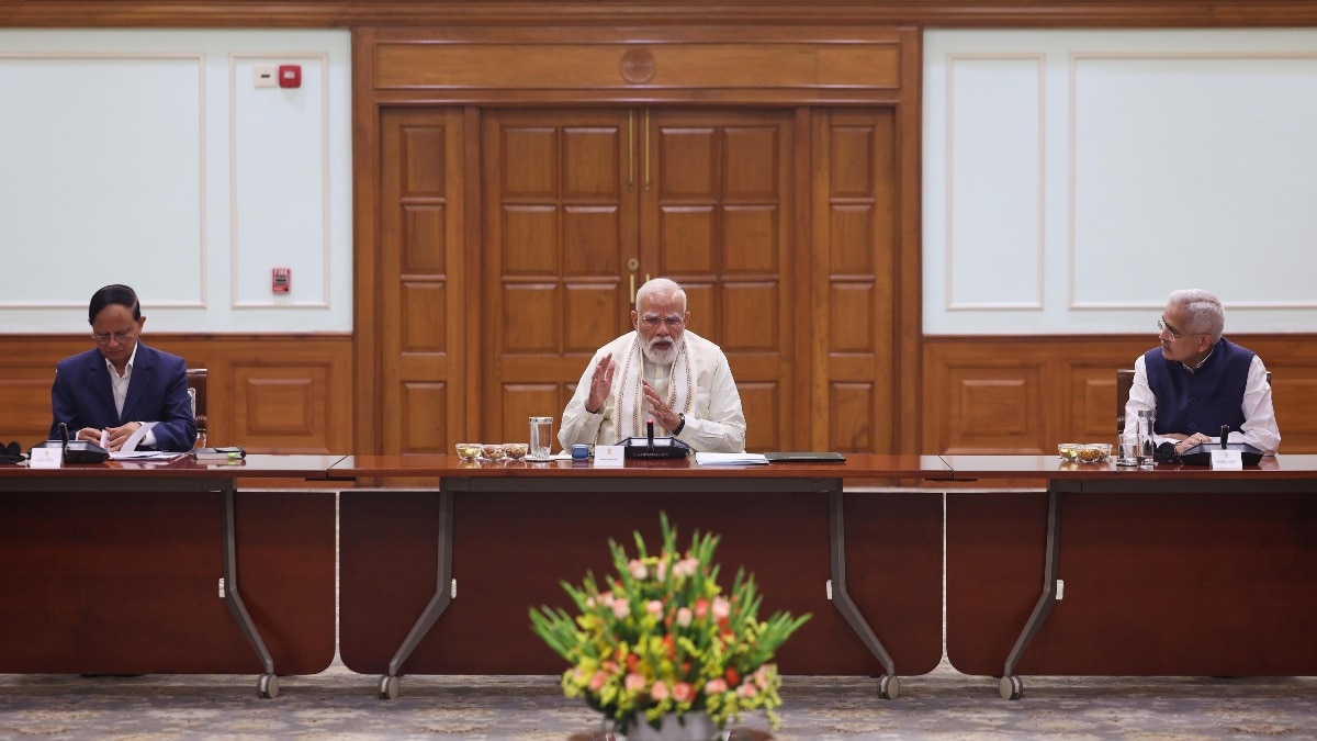PM Modi chairs PM-EAC meet amid West Asia crisis, reviews strategies to sustain growth