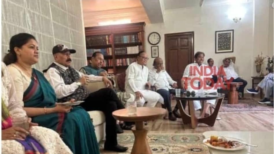 Rebellion reaches Delhi: What next for Mamata's dissident MPs? Rebellion reaches Delhi: What next for Mamata's dissident MPs?