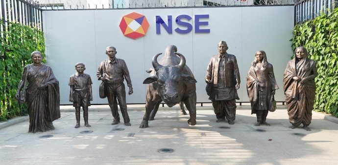 State Bank of India (SBI) and Bank of Baroda (BOB), two of NSE IPO's selling shareholders, edged higher. State Bank of India (SBI) and Bank of Baroda (BOB), two of NSE IPO's selling shareholders, edged higher.