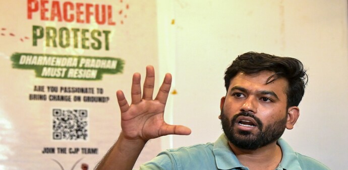 Cockroach Janta Party founder Abhijeet Dipke writes a letter to PM Modi Cockroach Janta Party founder Abhijeet Dipke writes a letter to PM Modi
