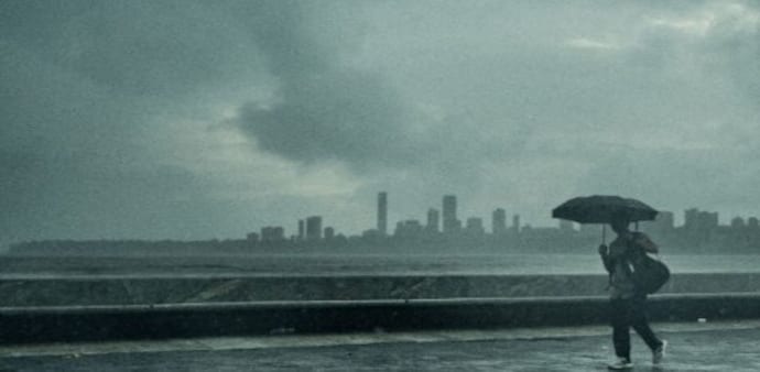 Mumbai wakes up wet: What's behind the heavy rain lashing the city? Mumbai wakes up wet: What's behind the heavy rain lashing the city?