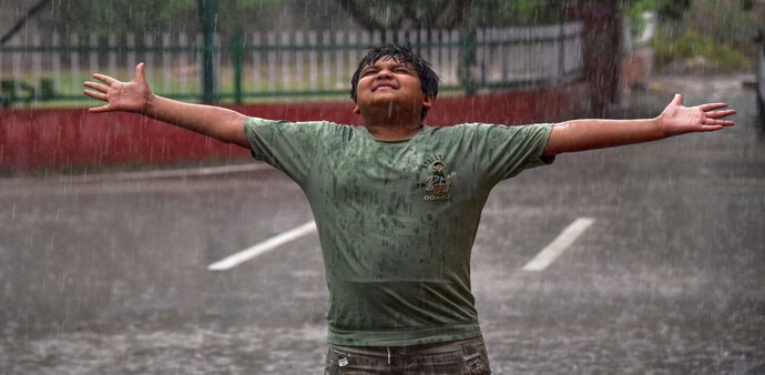 The latest forecast also points to a gradual revival of the southwest monsoon after nearly two weeks of slow progress and below-normal rainfall in several parts of the country. The latest forecast also points to a gradual revival of the southwest monsoon after nearly two weeks of slow progress and below-normal rainfall in several parts of the country.