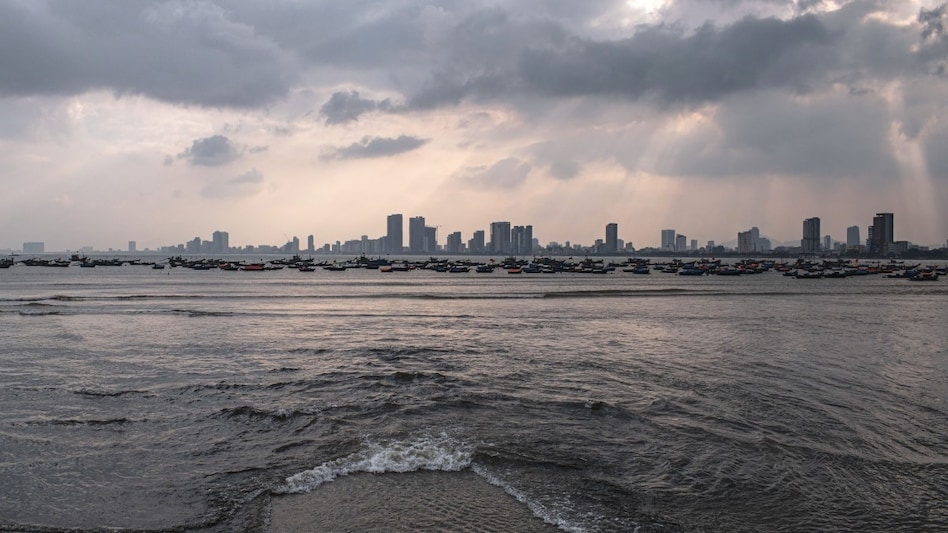 Despite the expected revival, Mumbai is unlikely to see the classic onset deluge associated with three-digit rainfall totals any time soon. Despite the expected revival, Mumbai is unlikely to see the classic onset deluge associated with three-digit rainfall totals any time soon.